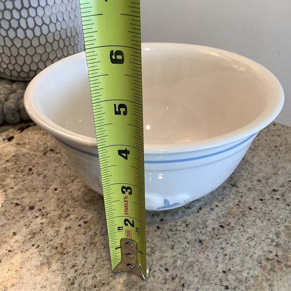 White Ceramic Bowl with Blue Ribbon Duck Design - Picture 6 of 6